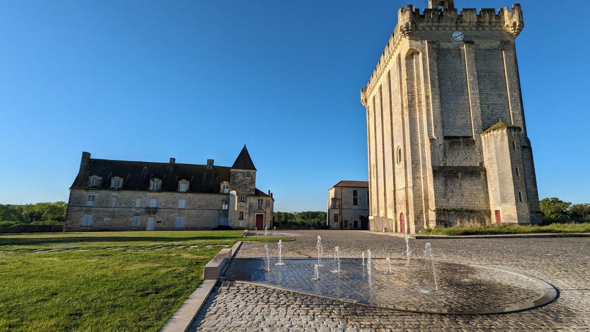 Chambre D'Hotes La Grenade Bleue Pons Kültér fotó